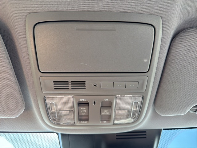 2022 Honda CR-V EX-L photo 19