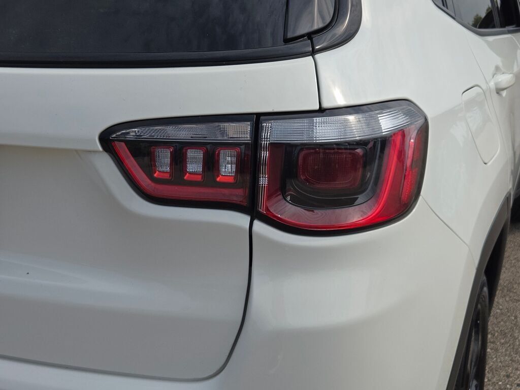 2020 Jeep Compass Altitude photo 9