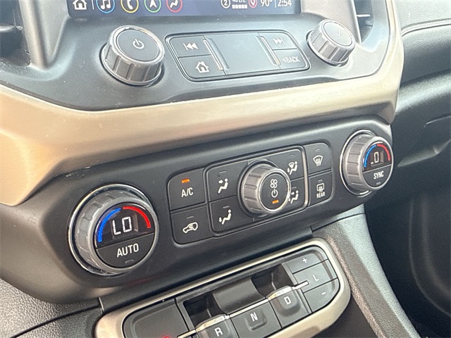 2022 Gmc Acadia Denali photo 17