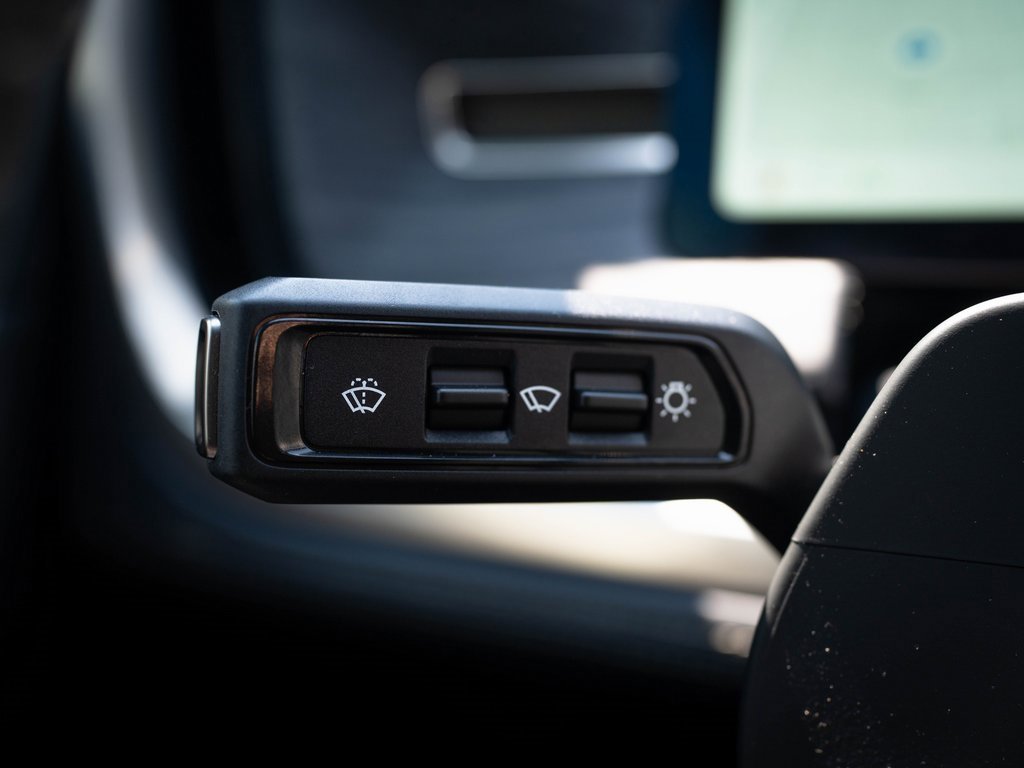 2023 Rivian R1T Adventure photo 22