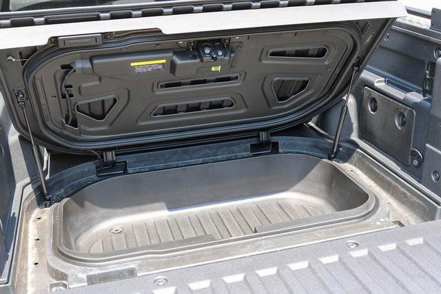 New 2025 Black Hyundai SEL FWD image 7