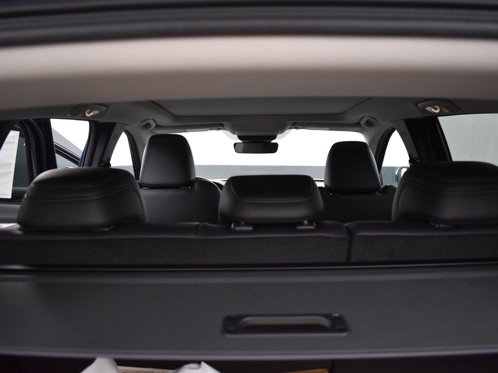 2025 Mazda CX-50 Premium photo 23
