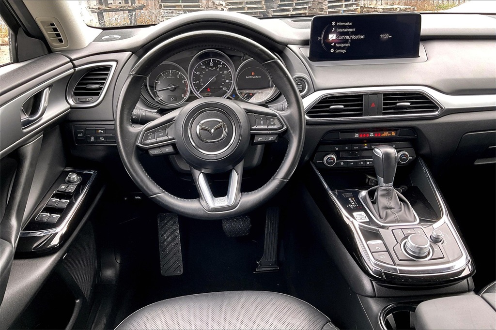 2022 Mazda CX-9 Touring photo 5