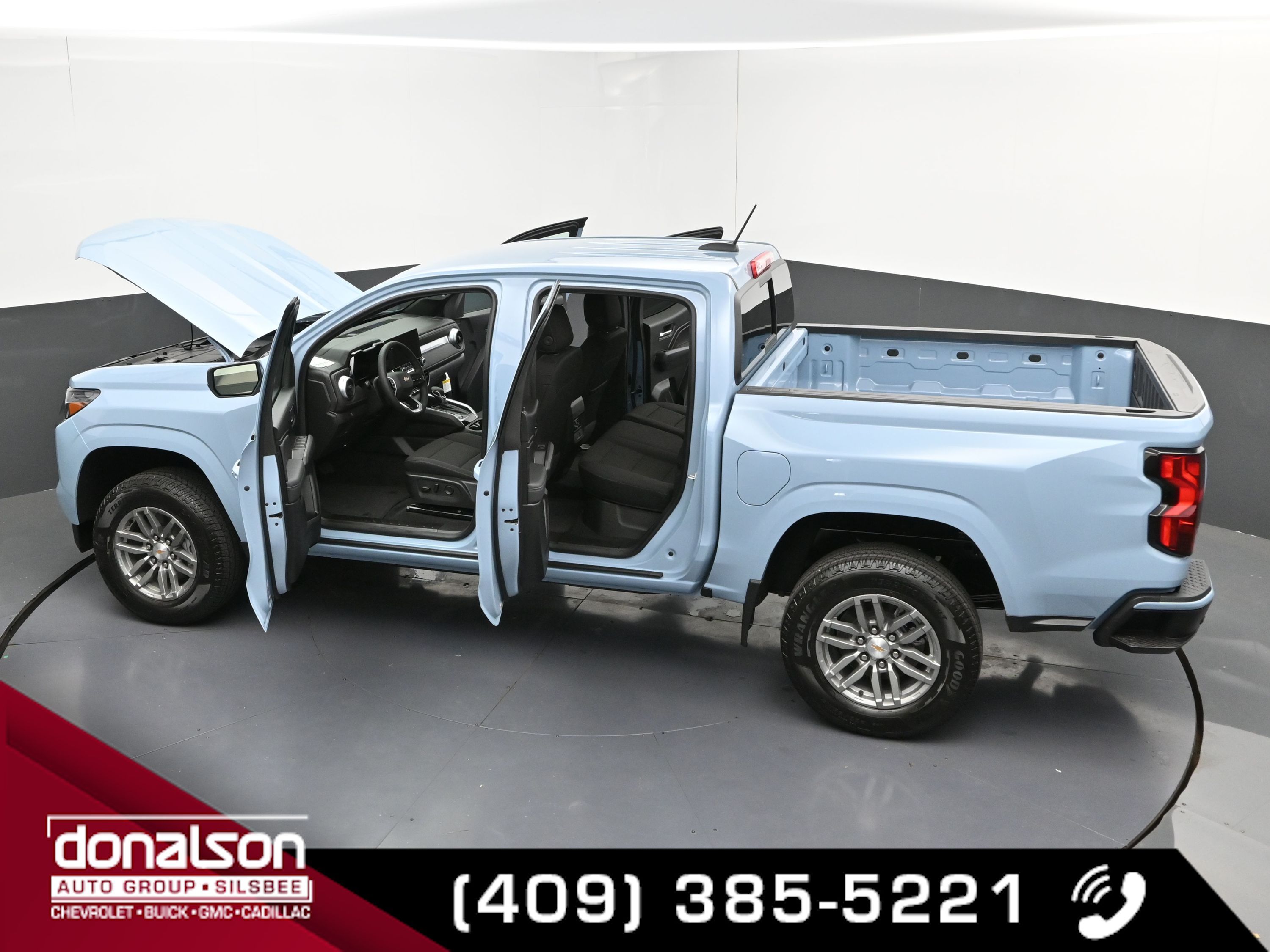 2025 Chevrolet Colorado Work Truck LT photo 25