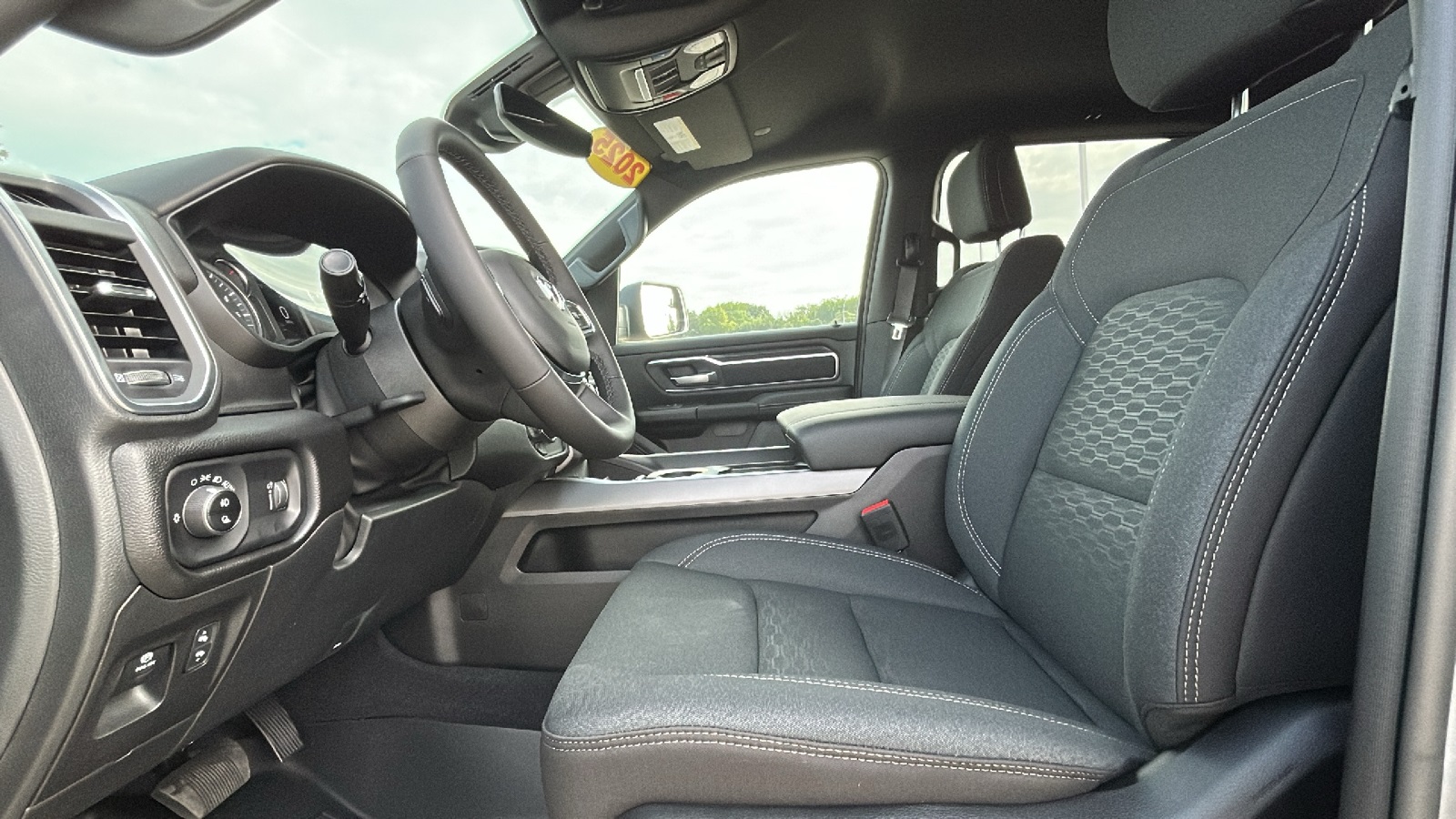 2025 Ram 1500 Big Horn Lone Star photo 10