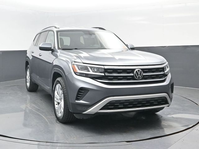 Used 2022 Volkswagen Atlas SE w/Tech with VIN 1V2HP2CA7NC524197 for sale in White Hall, WV