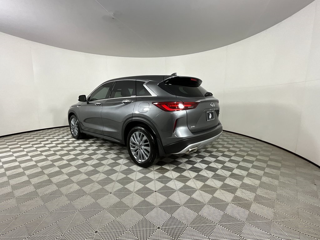 2025 Infiniti QX50 PURE AWD photo 4