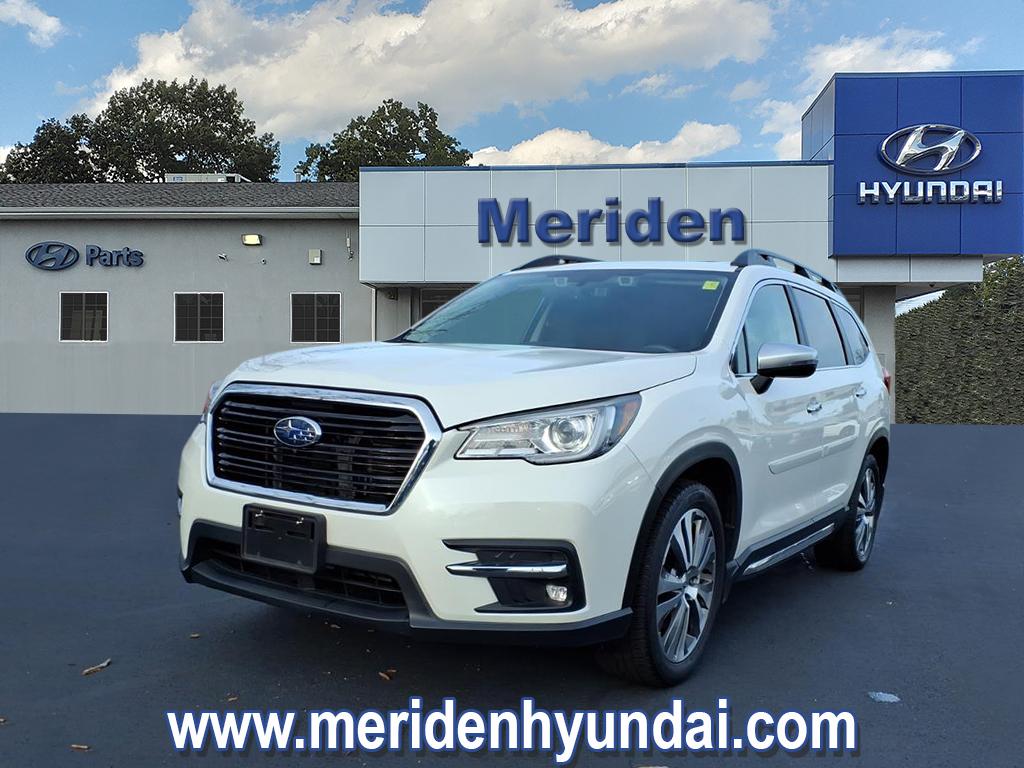 2019 Subaru Ascent Touring's photo
