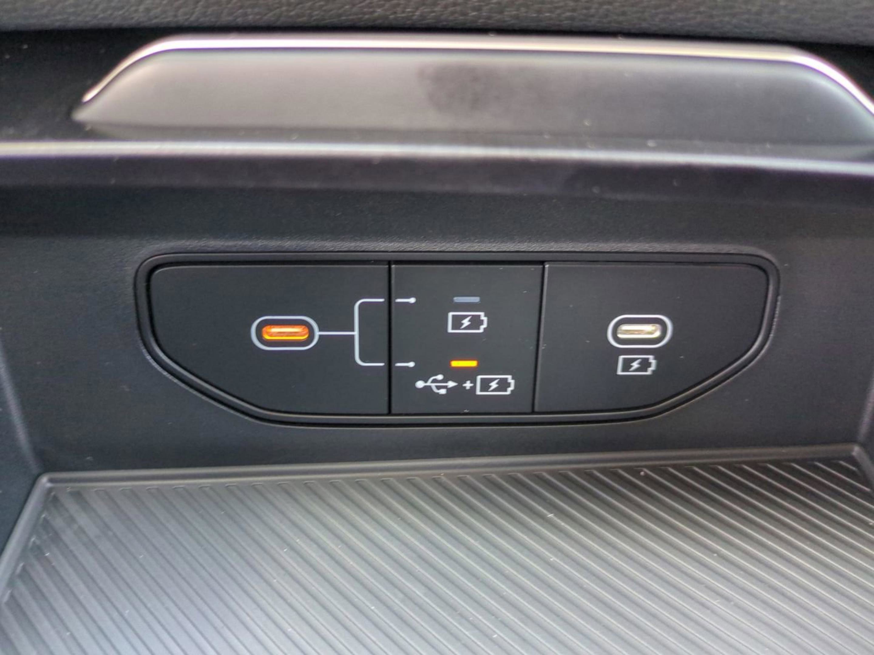 2026 Kia Sportage Hybrid LX photo 22