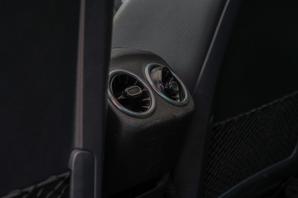 2020 Mercedes Benz CLA 250 4MATIC photo 21