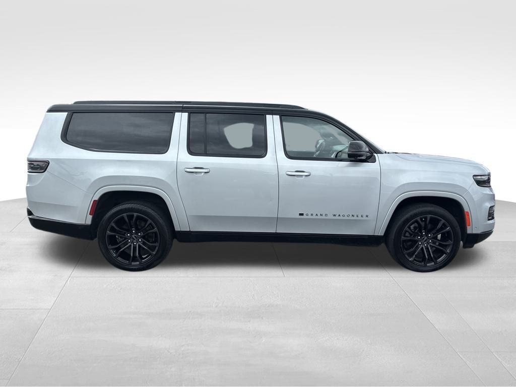 2024 Jeep Grand Wagoneer L II photo 6