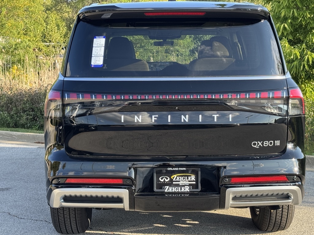 2026 Infiniti QX80 Pure photo 4