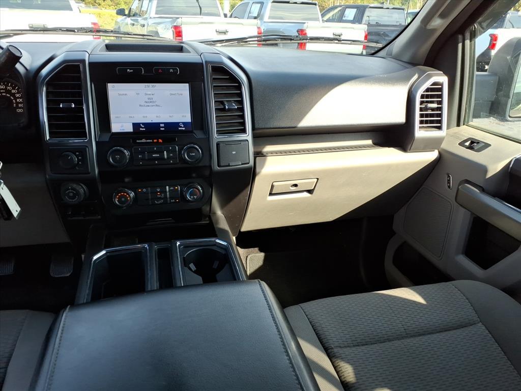 2020 Ford F-150 XLT photo 16