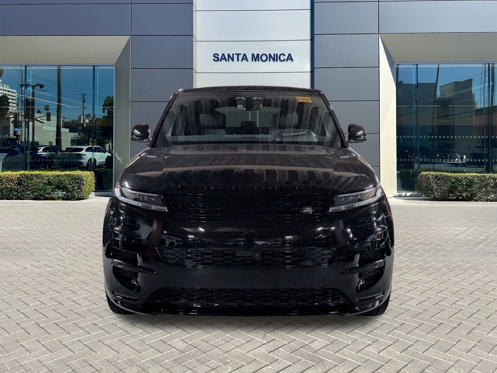 2025 Land Rover Range Rover Sport SE photo 6
