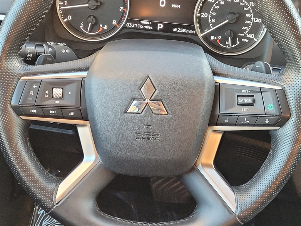 2024 Mitsubishi Outlander SE photo 24