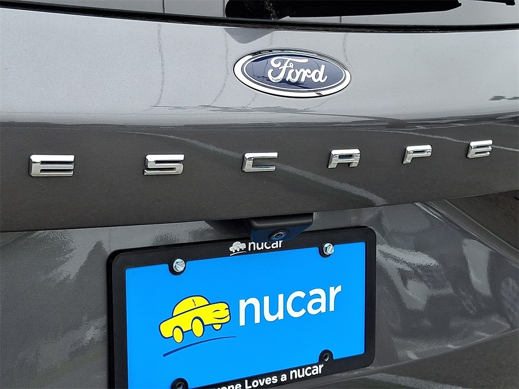 2021 Ford Escape SEL photo 28