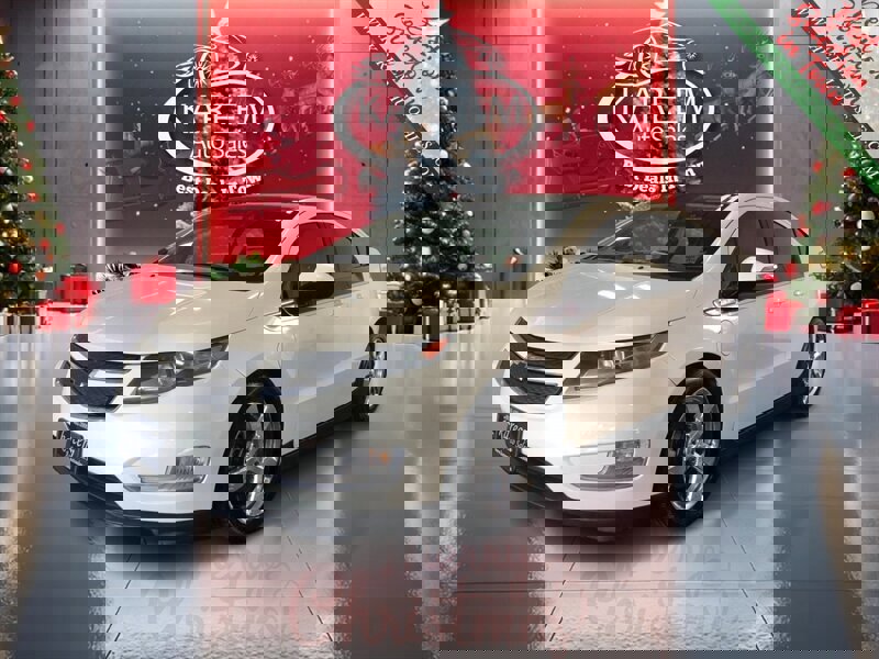 2011 Chevrolet Volt Base's photo