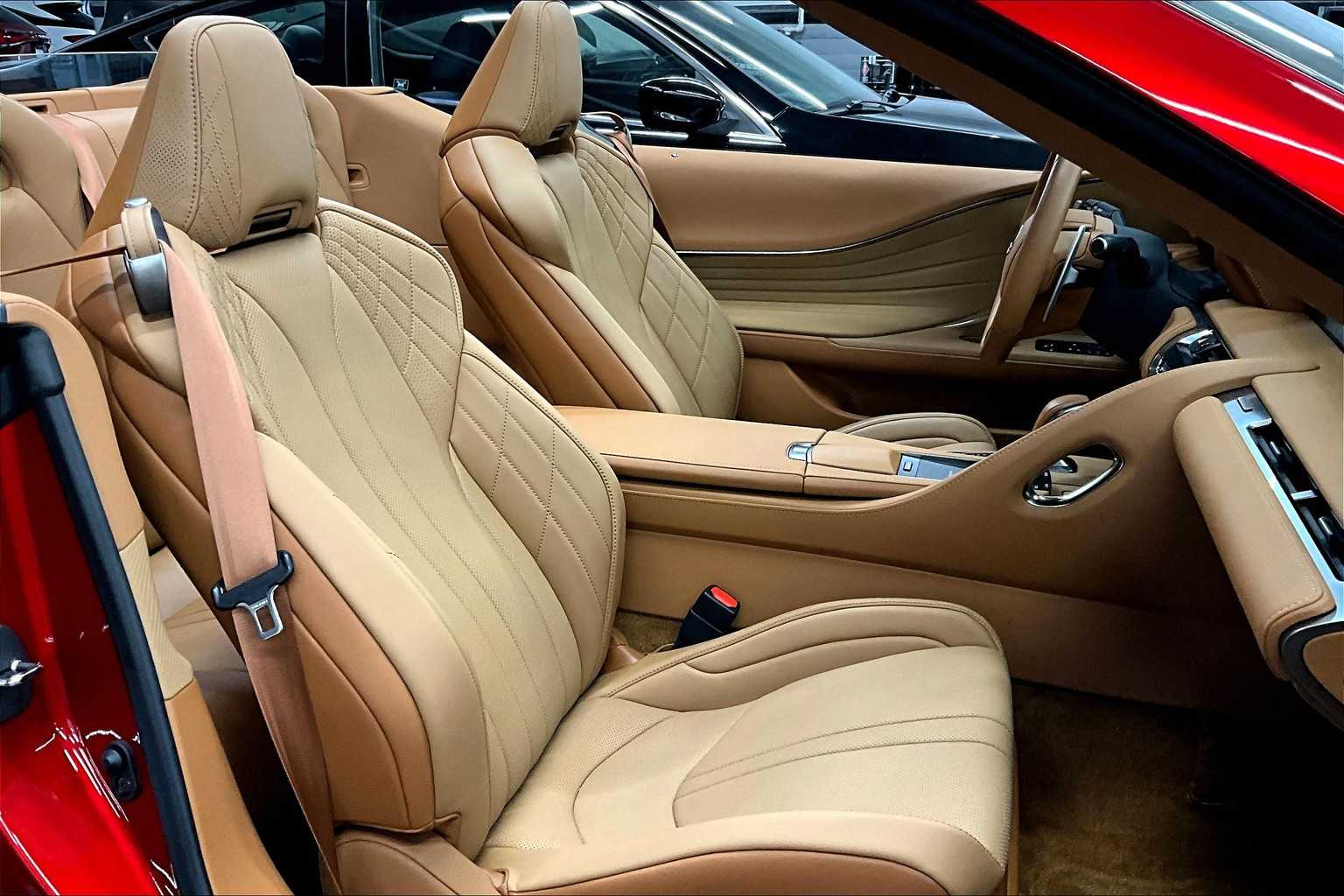 2022 Lexus LC 500 photo 8