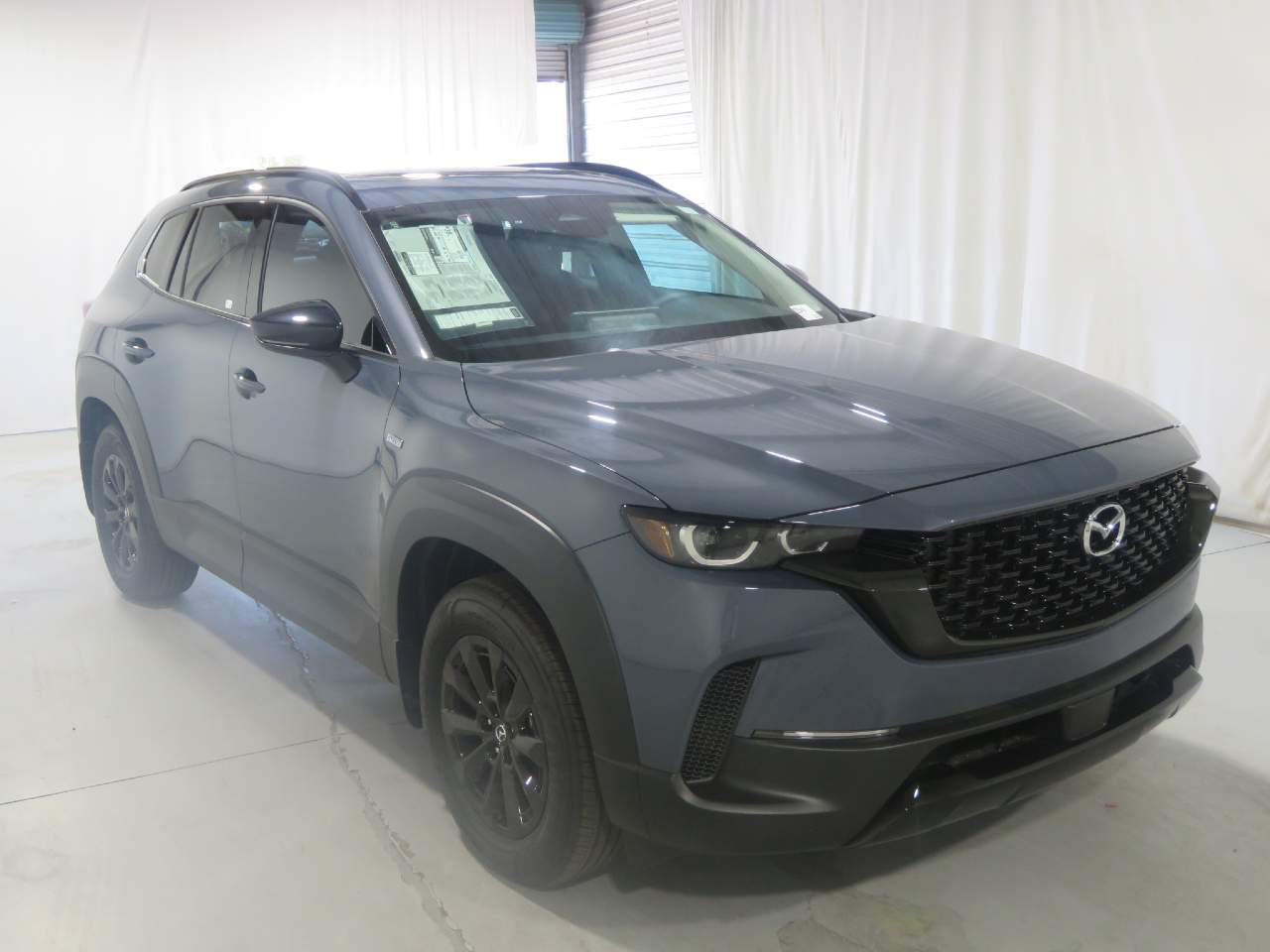 2025 Mazda CX-50 Premium photo 3