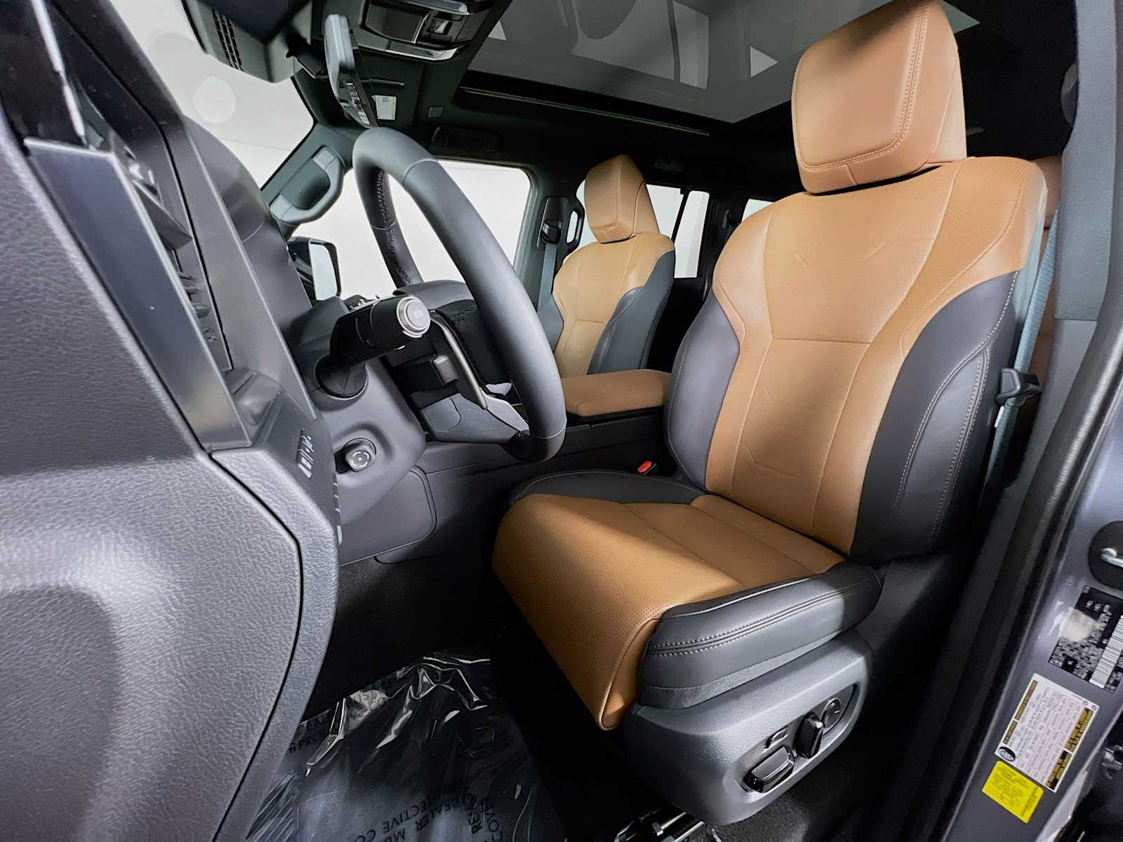 2024 Lexus GX 550 Luxury photo 3