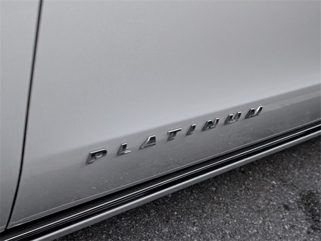 2024 Ford Expedition MAX Platinum photo 3