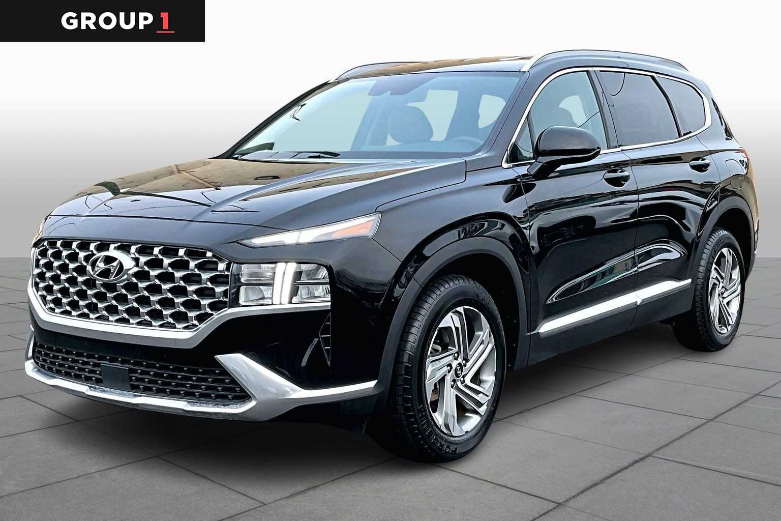 2022 Hyundai Santa Fe SEL's photo