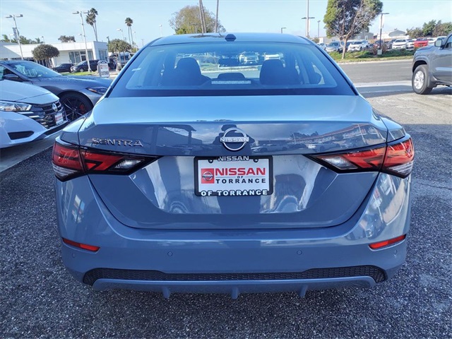 2025 Nissan Sentra SV photo 9