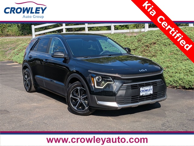 2023 Kia Niro LX's photo