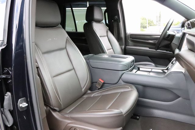 2023 Gmc Yukon Denali photo 16