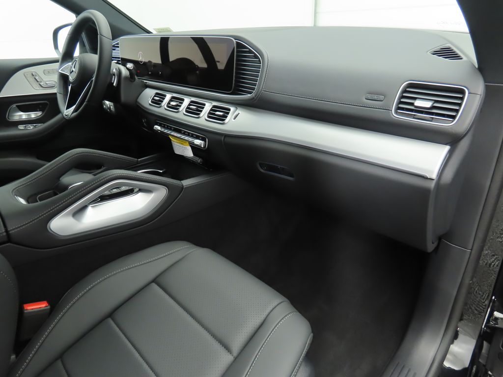 2026 Mercedes Benz GLE 450 4MATIC photo 17