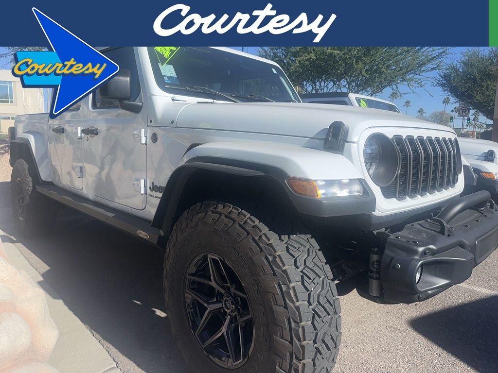 2024 Jeep Gladiator Sport S's photo