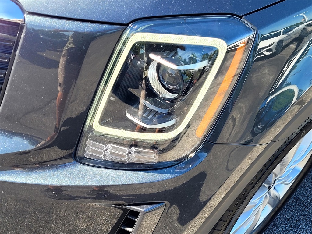 2022 Kia Telluride LX photo 8