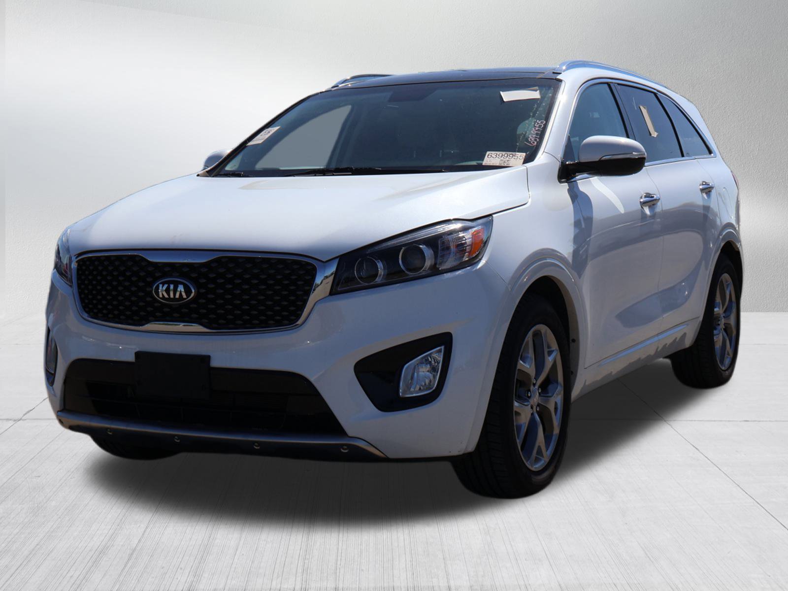 2016 Kia Sorento SX Limited photo 3