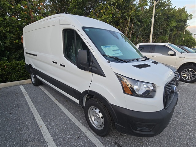 2025 Ford Transit Cargo Van photo 2