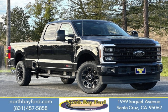 2024 Ford Super Duty F-350® LARIAT