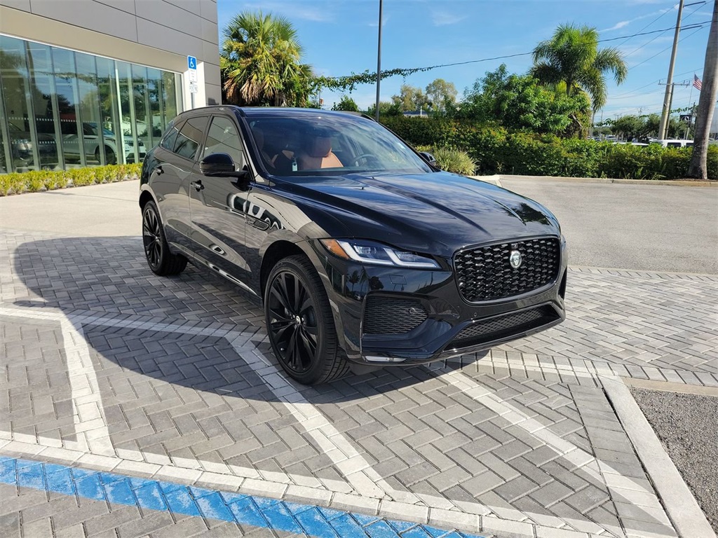 2026 Jaguar F-PACE P250 R-Dynamic S photo 8