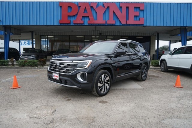 2024 Volkswagen Atlas SEL's photo