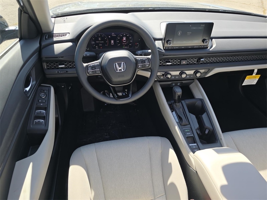 2025 Honda Accord SE photo 17
