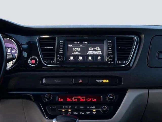 2020 Kia Sedona SX photo 23
