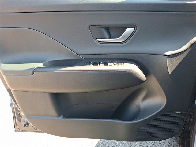 2026 Hyundai Kona Limited photo 11
