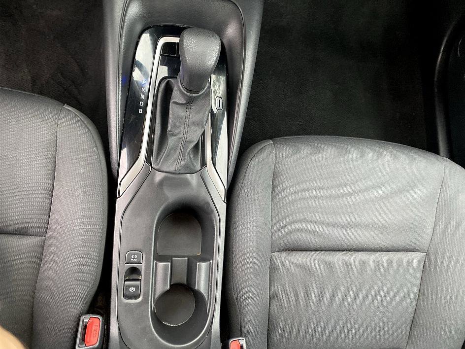 2023 Toyota Corolla LE photo 14