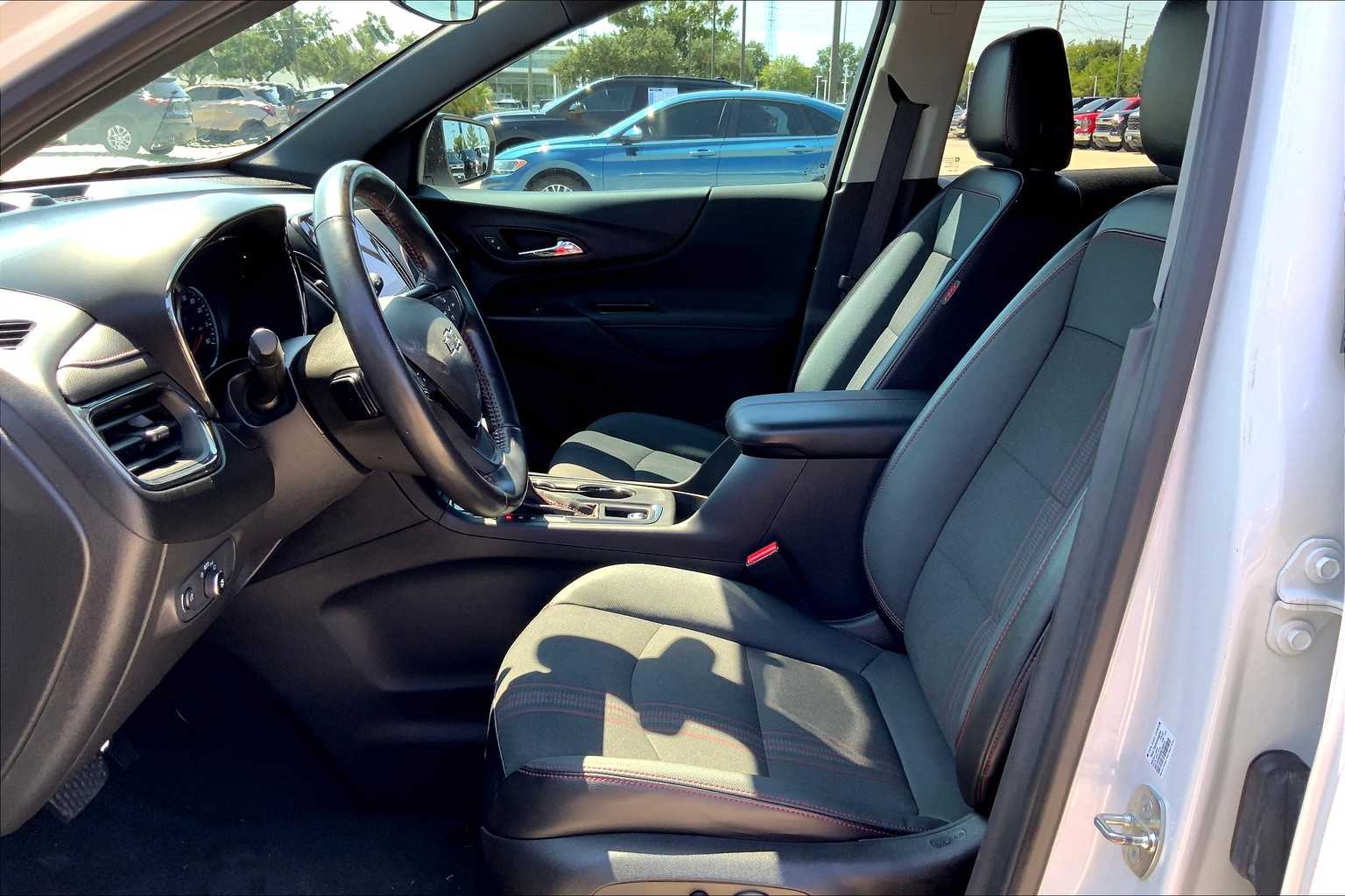 2022 Chevrolet Equinox RS photo 14