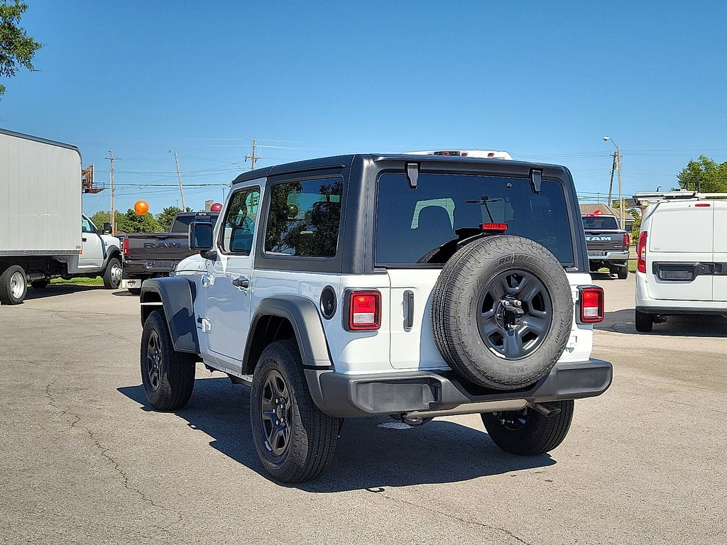 2026 Jeep Wrangler Sport photo 4