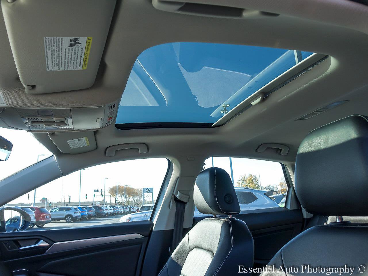 2024 VOLKSWAGEN JETTA - Image 10