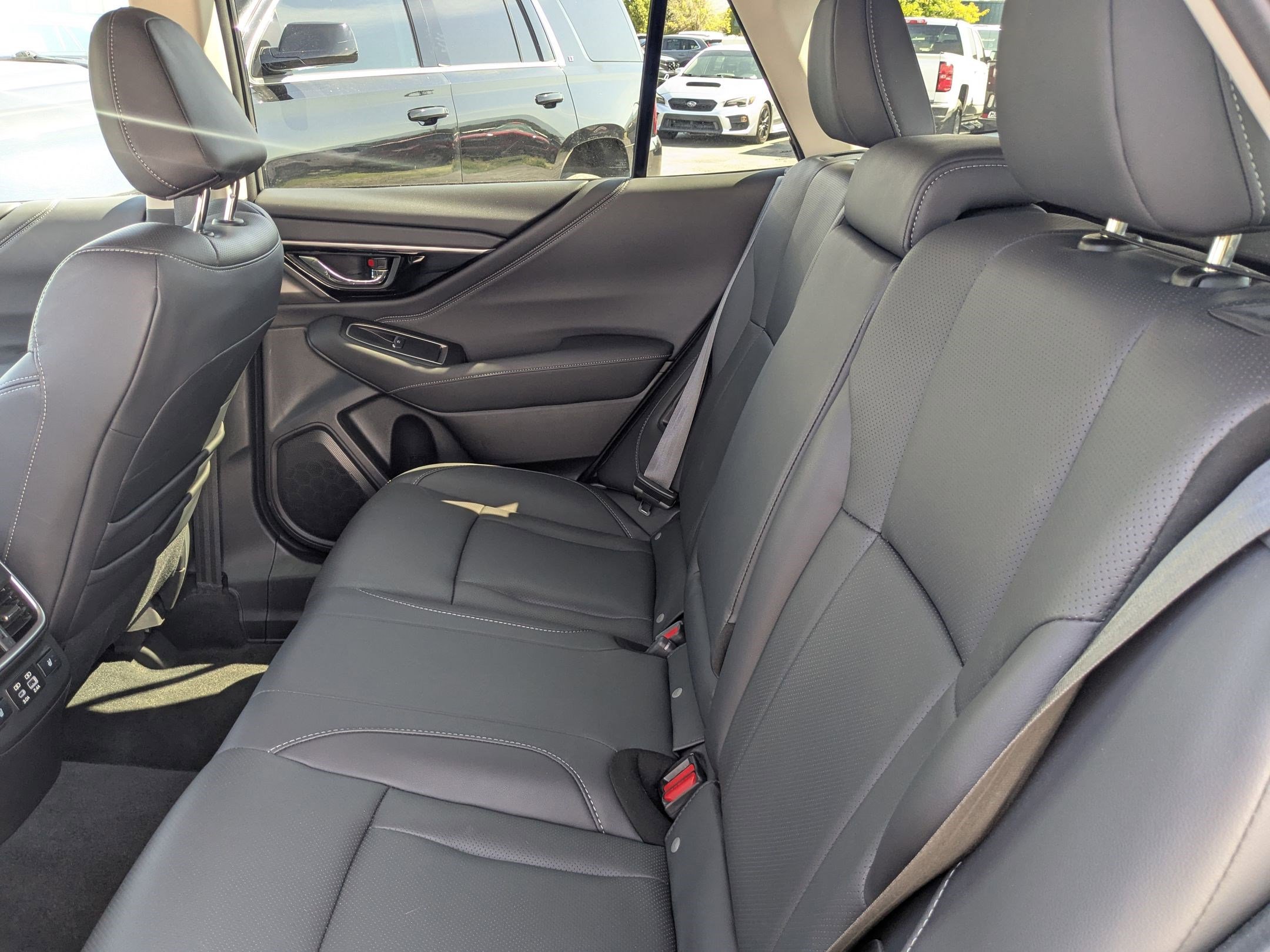 2023 Subaru Outback Touring XT photo 29