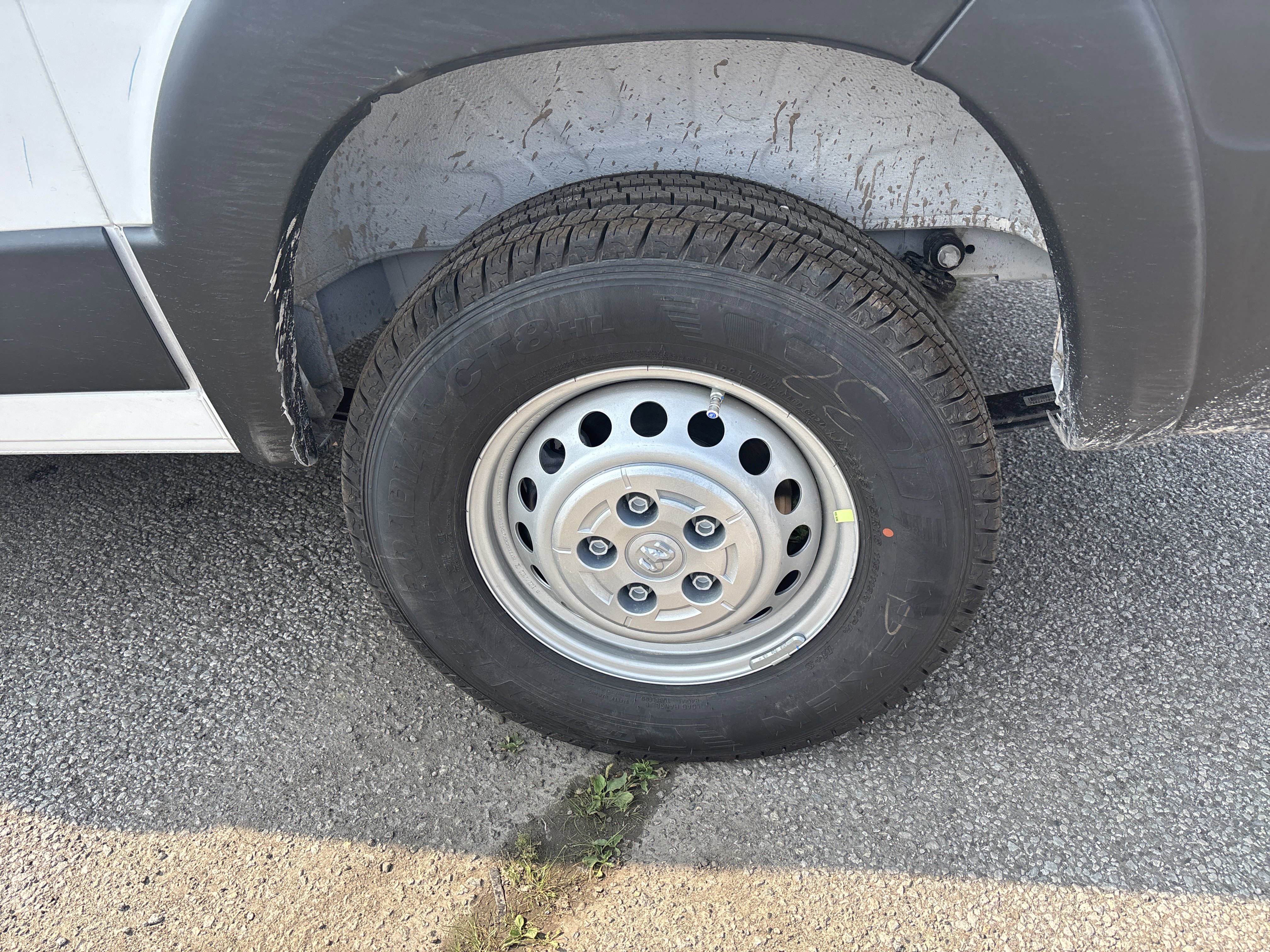 New 2025 Bright White Ram Tradesman image 8