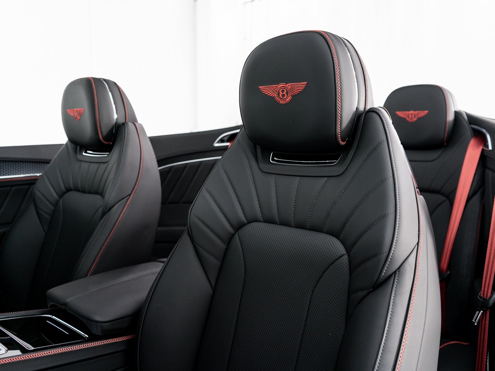 2024 Bentley Continental GT photo 24