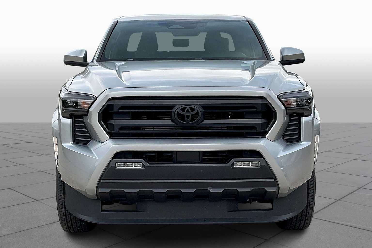 2024 Toyota Tacoma SR5 photo 3
