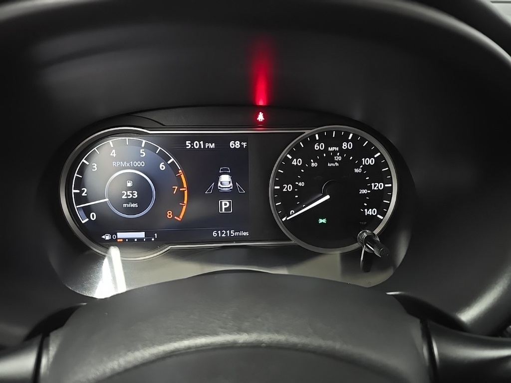 2019 Nissan Kicks SR photo 20