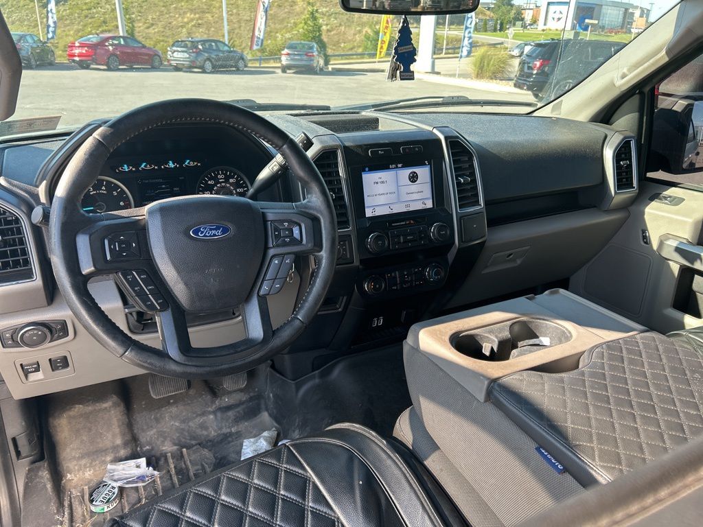 2019 Ford F-150 XLT photo 9